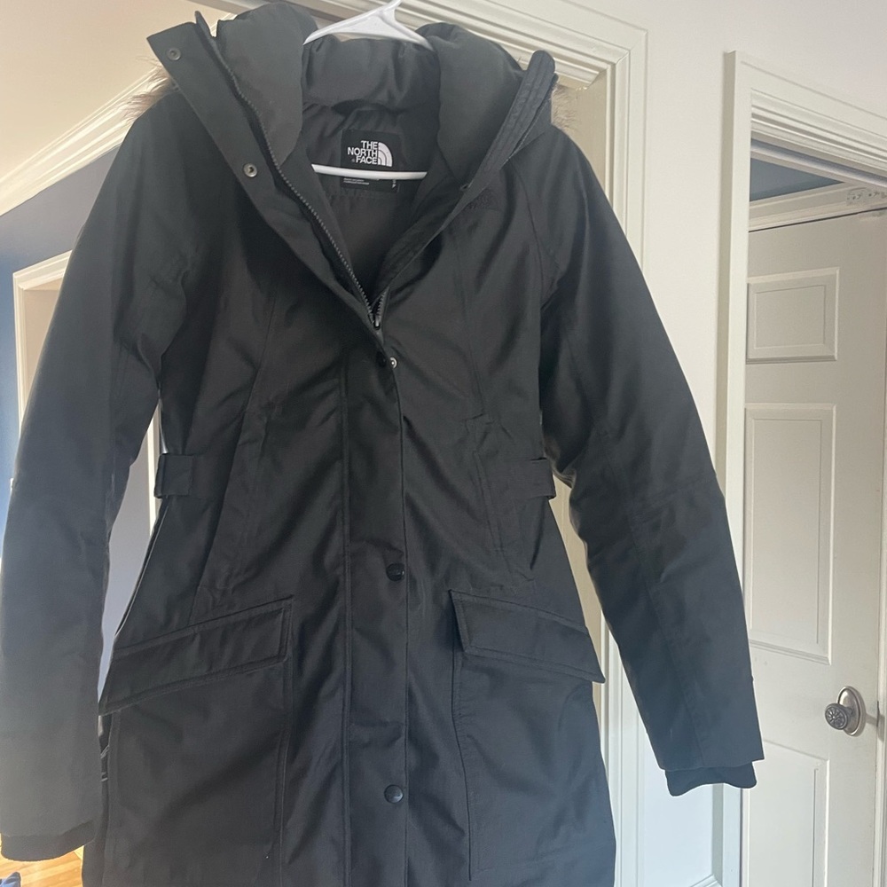 The North Face Women's charcoal gray Parka small EUC! Hood ski